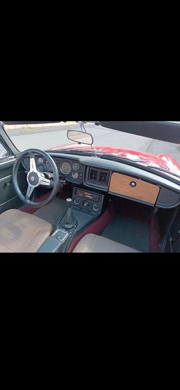 Gebraucht MG B 90 PS (66 kW) 1976 Rot Cabrio