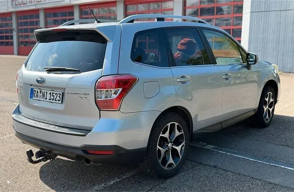 Gebraucht Subaru Forester Platinum 241 PS (177 kW) 2013 Silber SUV