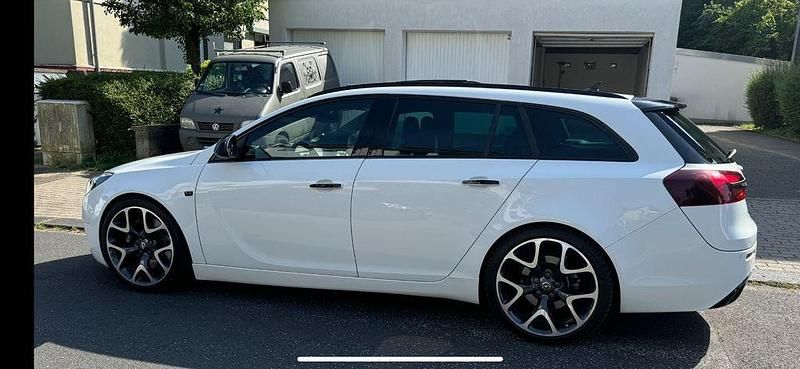 Gebraucht Opel Insignia OPC 325 PS (239 kW) 2015 Weiß Kombi