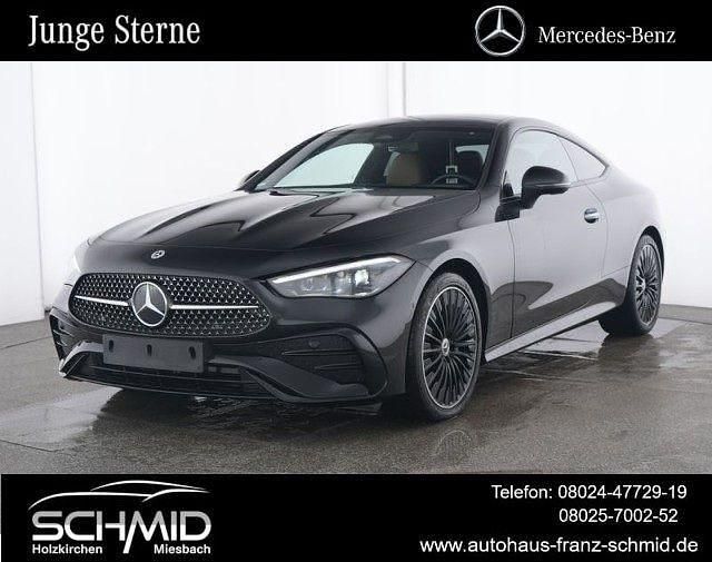 Obsidianschwarz Gebraucht 2024 Mercedes CLE200 AMG line Coupé | 52.850 € (Fairer Preis) - Bild 1/4