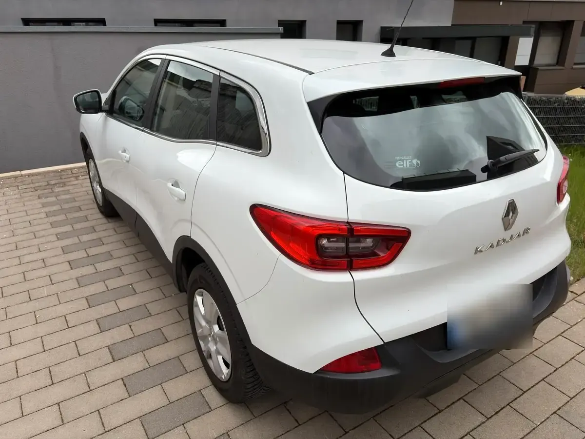 Gebraucht Renault Kadjar 130 PS (95 kW) 2016 Weiß SUV