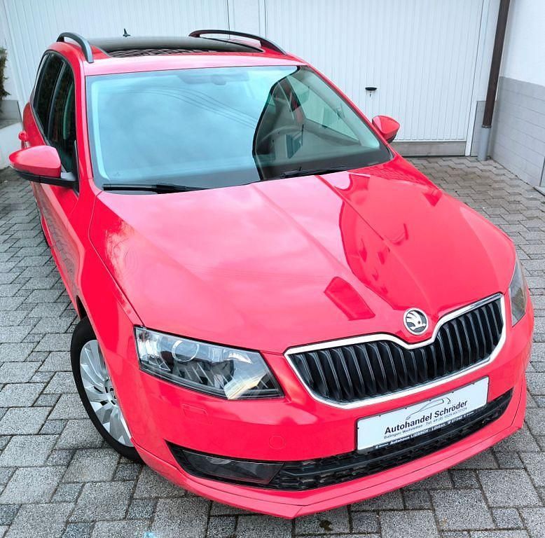 Rot Gebraucht 2017 Skoda Octavia Sport Kombi | 13.000 € (Fairer Preis) - Bild 1/4