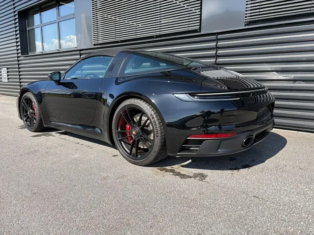 Gebraucht Porsche 992 480 PS (353 kW) 2023 Schwarz Cabrio