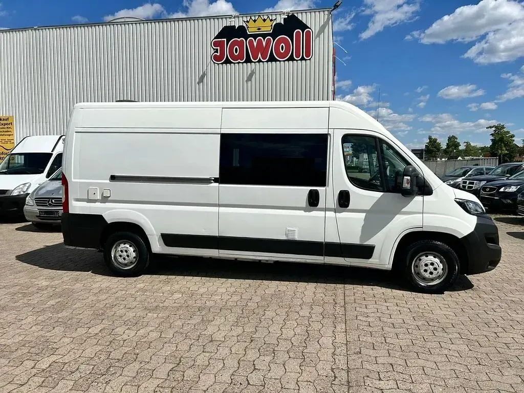 Gebraucht Peugeot Boxer Avantage 131 PS (96 kW) 2015 Weiß Van