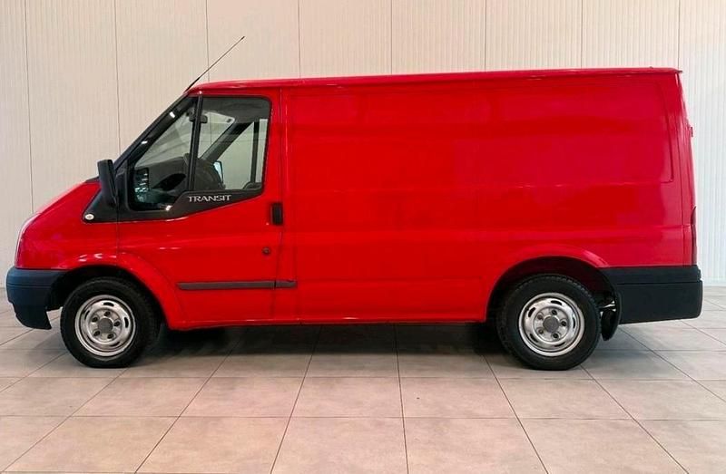 Gebraucht Ford Transit 101 PS (74 kW) 2014 Rot Van
