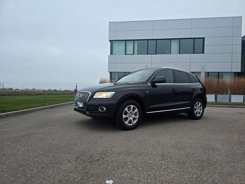 Schwarz Gebraucht 2013 Audi Q5 Ambiente SUV | 15.850 € (Guter Preis) - Bild 1/4