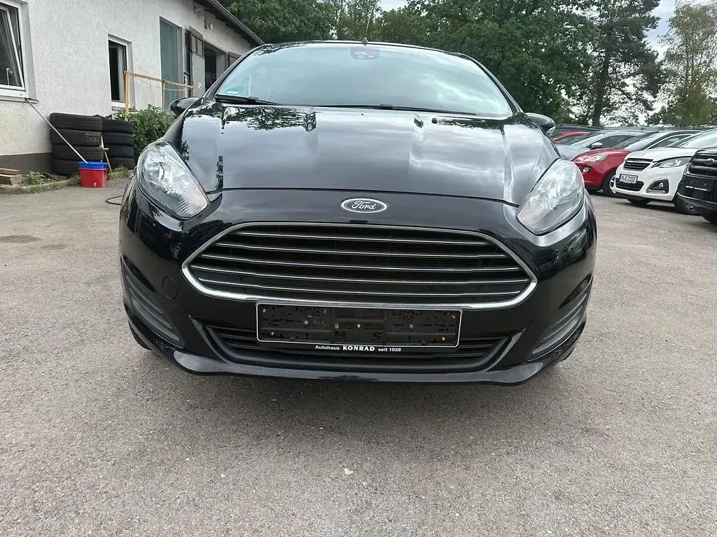 Gebraucht Ford Fiesta SYNC Edition 65 PS (47 kW) 2014 Schwarz Kleinwagen