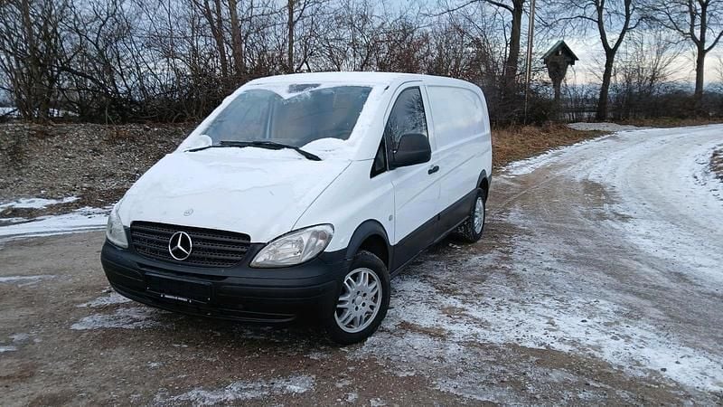 Gebraucht Mercedes Vito 109 PS (80 kW) 2008 Weiß Van