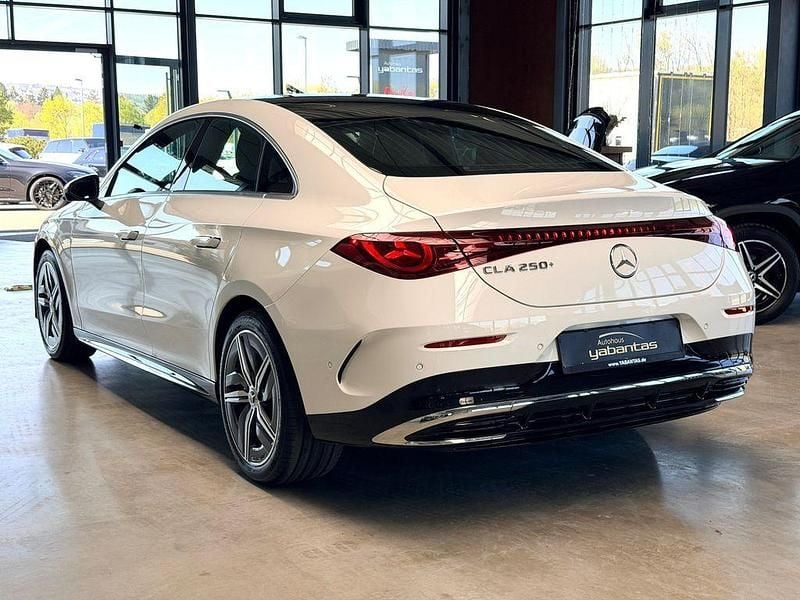 Gebraucht Mercedes CLA 250+ AMG 200 kW (272 PS) 2025 Weiß Limousine