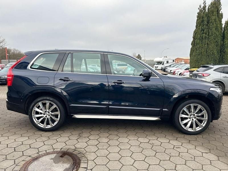 Gebraucht Volvo XC90 Momentum 224 PS (164 kW) 2016 Blau SUV