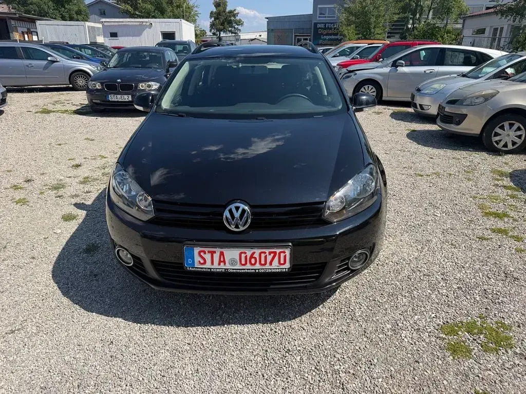 Gebraucht VW Golf VI Match 122 PS (89 kW) 2013 Schwarz Kombi