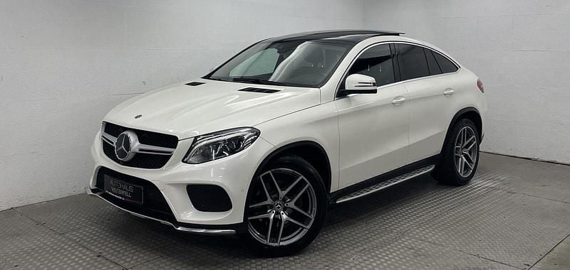 Diamantweiss bright Gebraucht 2020 Mercedes GLE350 AMG Coupé | 46.400 € (Guter Preis) - Bild 1/4