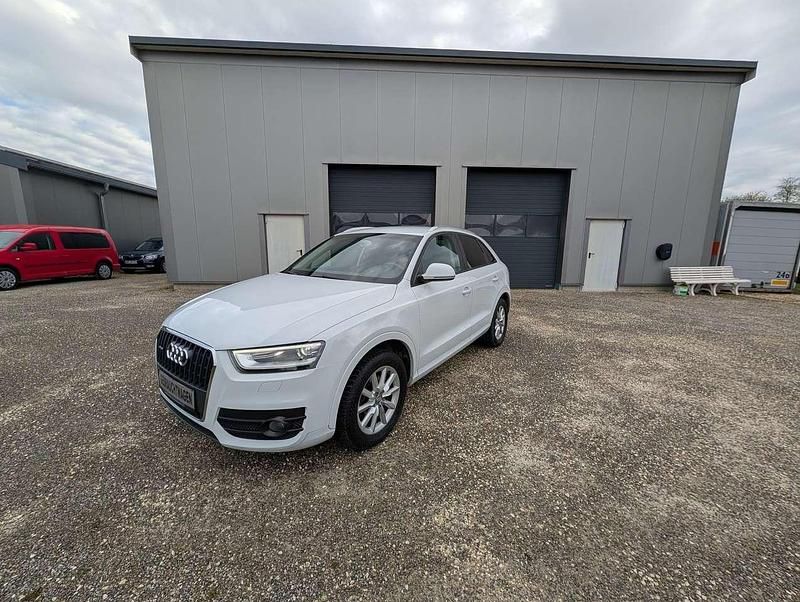 Gebraucht Audi Q3 170 PS (125 kW) 2012 Gletscherweiss metallic SUV