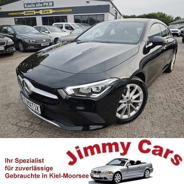 Schwarz Gebraucht 2019 Mercedes CLA180 Shooting Brake Edition Kombi | 20.900 € (Guter Preis) - Bild 1/4