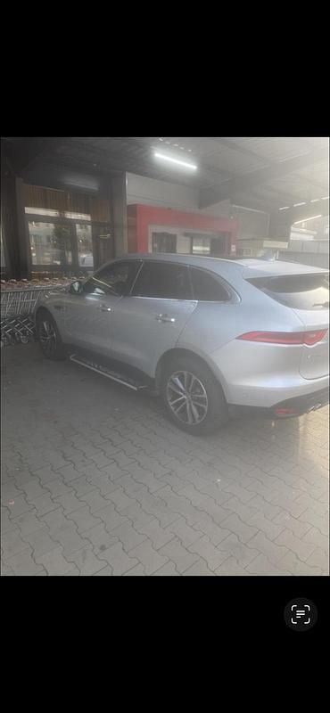 Gebraucht Jaguar F-Pace Prestige 180 PS (132 kW) 2017 Silber SUV