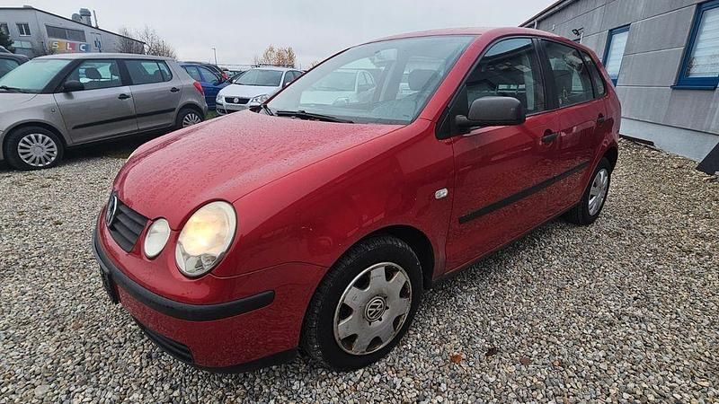Rot Gebraucht 2004 VW Polo Basis Limousine | 550 € (Guter Preis) - Bild 1/4