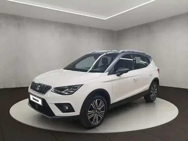 "candy" weiss Gebraucht 2017 Seat Arona XCELLENCE SUV | 13.950 € (Fairer Preis) - Bild 1/4