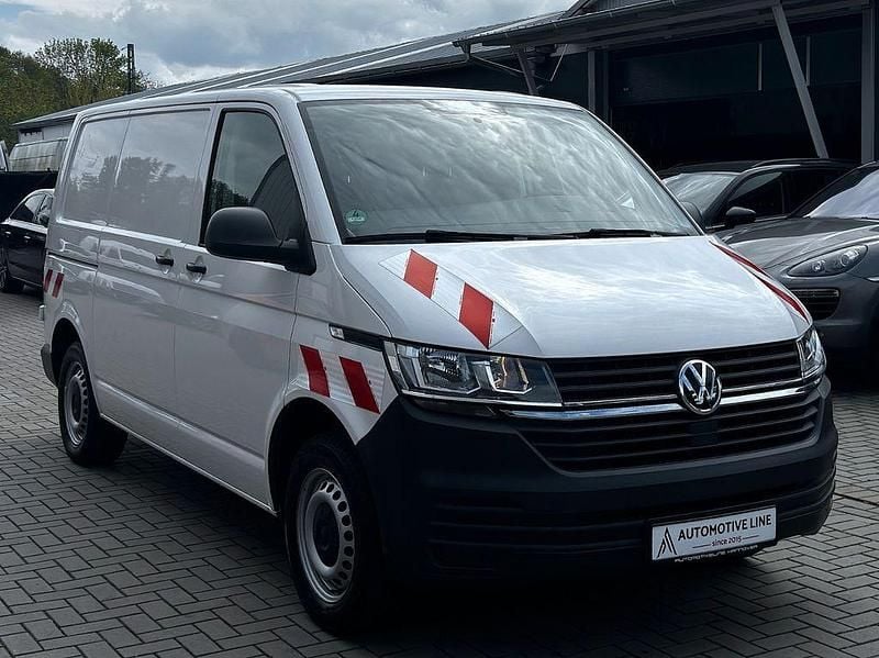 Weiß Gebraucht 2021 VW T6.1 Van | 21.950 € - Bild 1/4