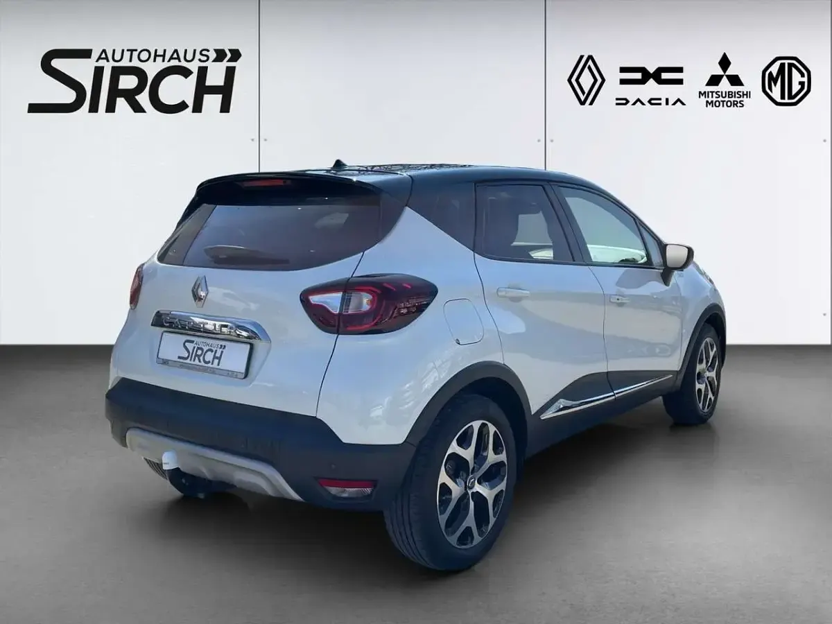 Używany Renault Captur Collection 131 KM (96 kW) 2019 Biały SUV