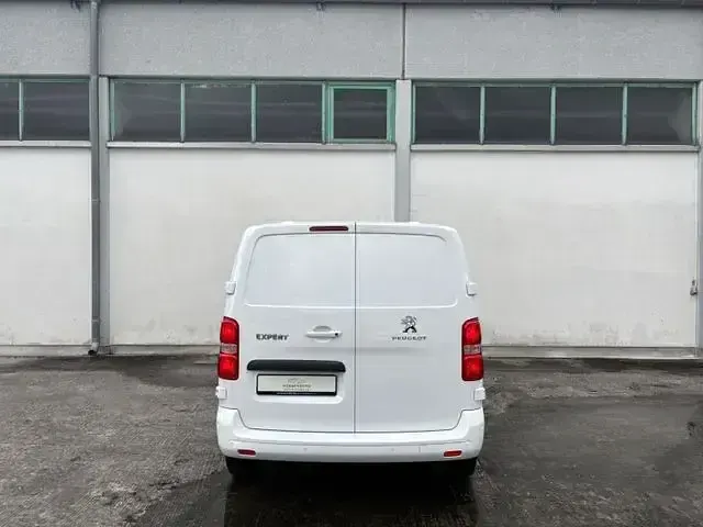 Gebraucht Peugeot Expert Premium 122 PS (89 kW) 2019 Blanc banquise Van