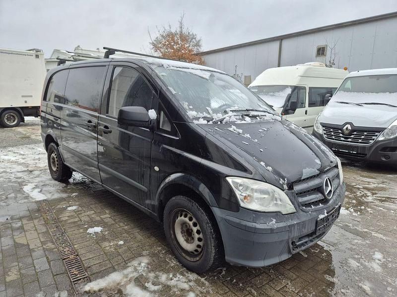 Schwarz Gebraucht 2012 Mercedes Vito Van / Kleinbus | 4.400 € (Superpreis) - Bild 1/4