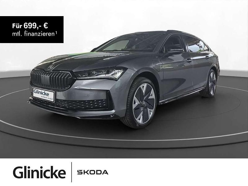 Graphitegrau metallic Neu 2025 Skoda Superb LAURIN & KLEMENT Kombi | 50.910 € (Guter Preis) - Bild 1/1