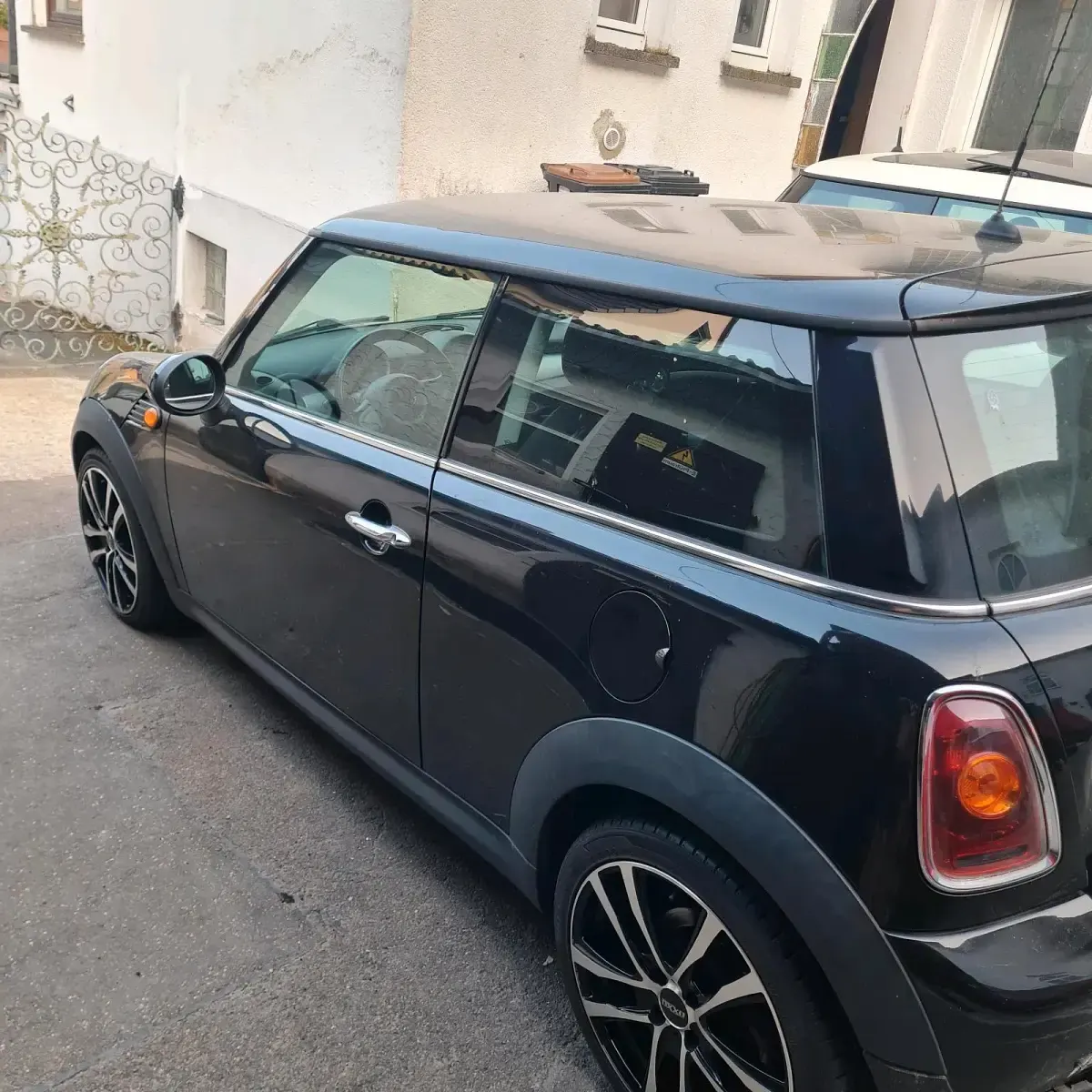 Gebraucht Mini Cooper 122 PS (89 kW) 2009 Schwarz Kleinwagen