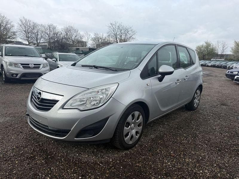 Gebraucht Opel Meriva Edition 120 PS (88 kW) 2012 Silber Van / Kleinbus
