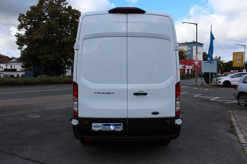 Gebraucht Ford Transit Trend 131 PS (96 kW) 2024 Frost weiß Van / Kleinbus