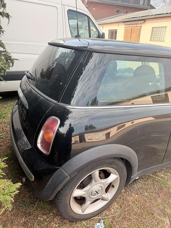 Second-hand Mini Cooper 2003 Negru Hatchback