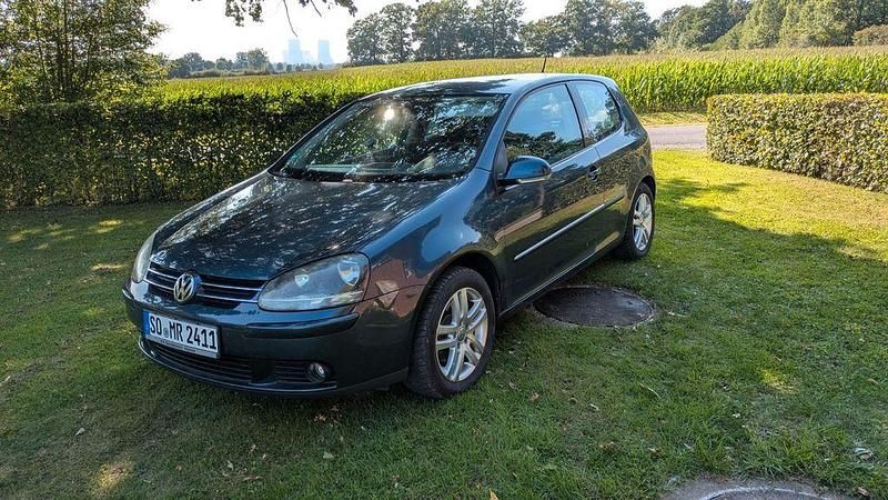 Blau Gebraucht 2008 VW Golf VI Edition Limousine | 2.000 € (Superpreis) - Bild 1/4
