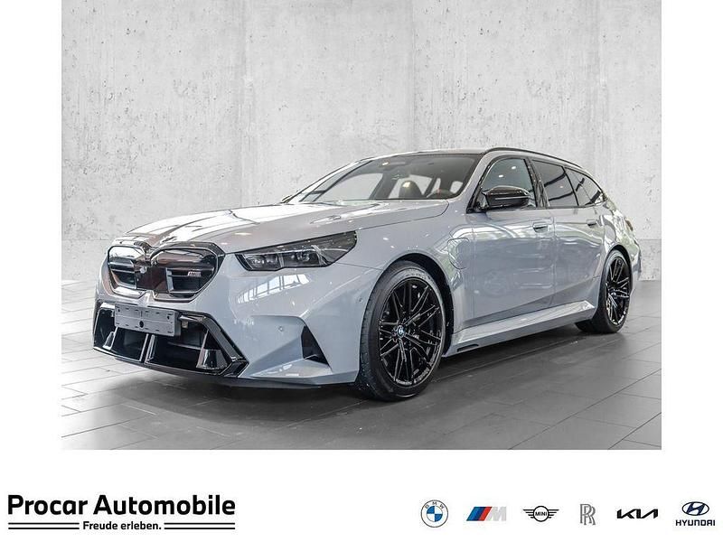 Grau Neu 2025 BMW M5 Performance Kombi | 151.727 € (Fairer Preis) - Bild 1/4
