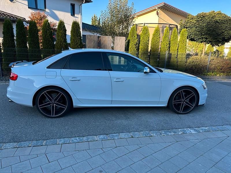 Gebraucht Audi S4 333 PS (244 kW) 2012 Weiß Limousine