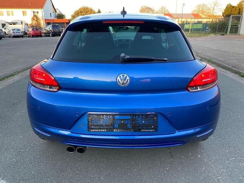 Second-hand VW Scirocco 122 CP (89 kW) 2011 Albastru Coupe