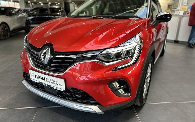 Gebraucht Renault Captur Techno 158 PS (116 kW) 2020 Rot SUV