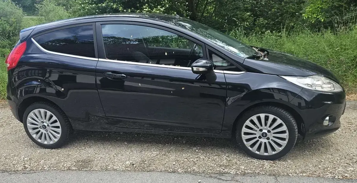 Gebraucht Ford Fiesta Titanium 82 PS (60 kW) 2010 Limousine