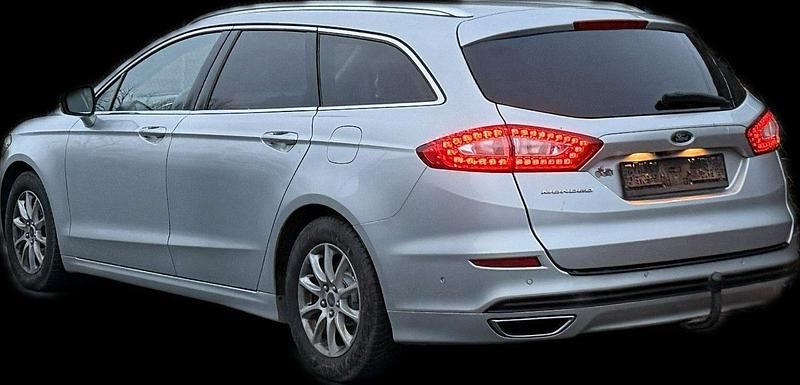 Gebraucht Ford Mondeo Titanium 179 PS (131 kW) 2017 Silber Kombi