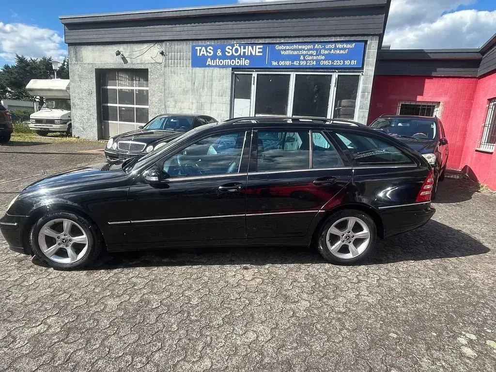 Gebraucht Mercedes C220 150 PS (110 kW) 2004 Schwarz Kombi