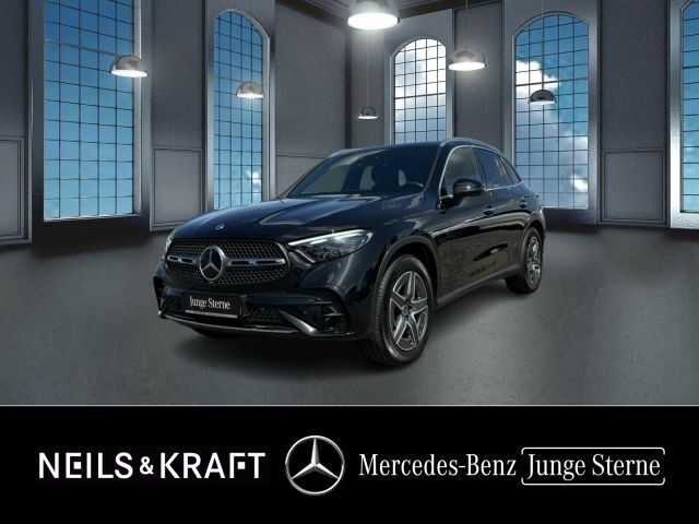 Schwarz Gebraucht 2023 Mercedes GLC220 AMG Limousine | 56.380 € (Etwas zu teuer) - Bild 1/4