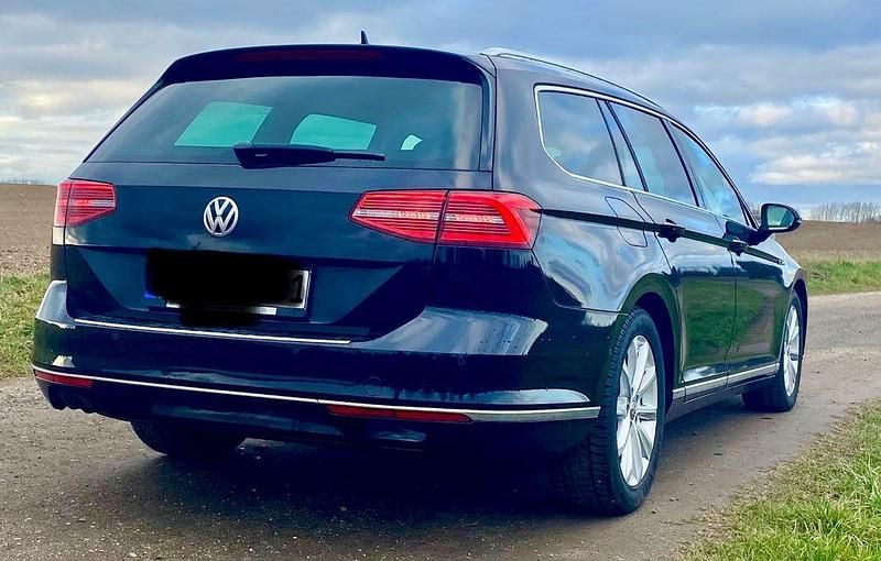 Usata VW Passat 190 CV (139 kW) 2015 Nero Station wagon