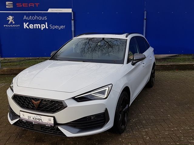 Nevada weiß metallic Gebraucht 2023 Cupra Leon Kombi | 36.990 € (Teuer) - Bild 1/4