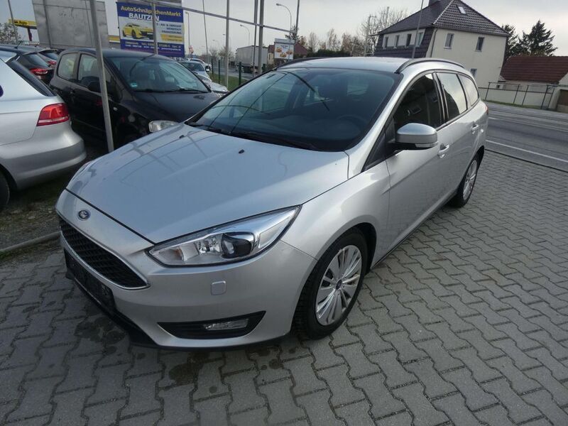 Gebraucht Ford Focus Trend 120 PS (88 kW) 2016 Grau Kombi