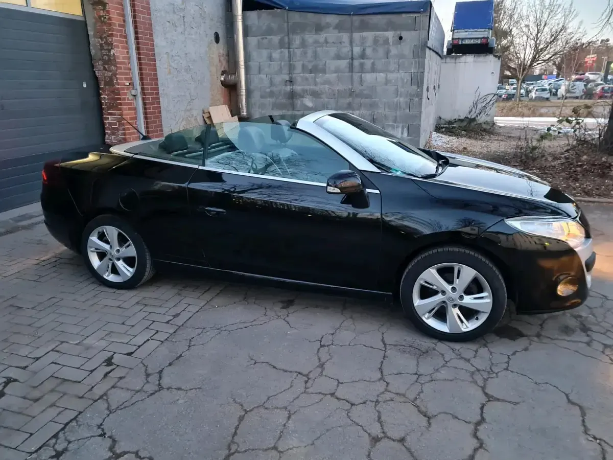 Gebraucht Renault Mégane Cabriolet 132 PS (97 kW) 2013 Schwarz Cabrio