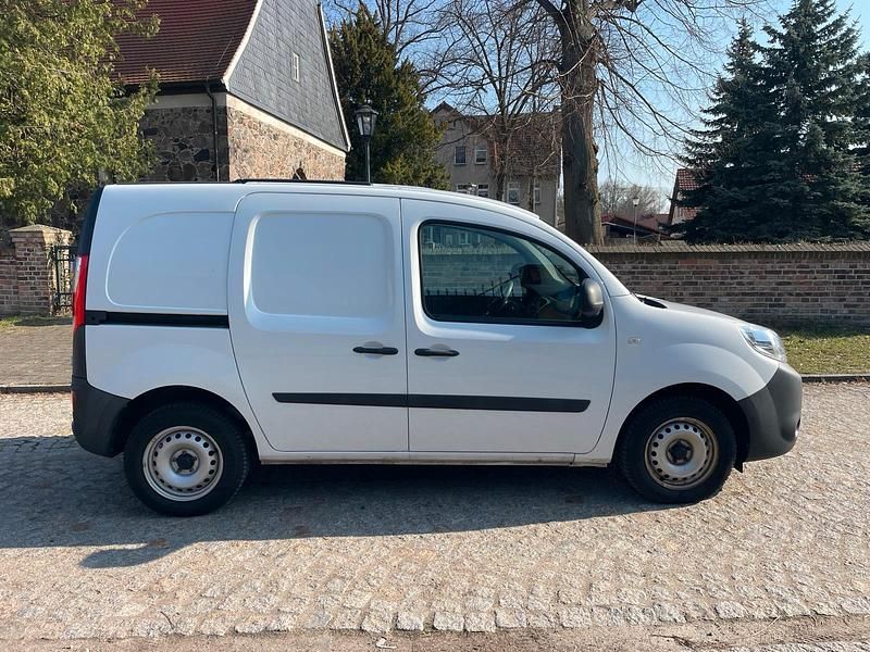 Gebraucht Renault Kangoo 114 PS (83 kW) 2019 Weiß Van / Kleinbus