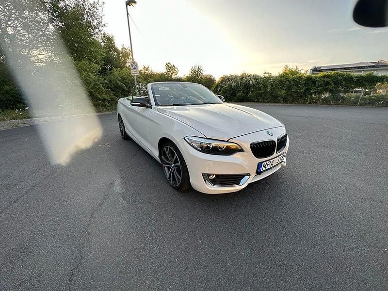 Gebraucht BMW 228 Luxury Line 245 PS (180 kW) 2016 Weiß Cabrio