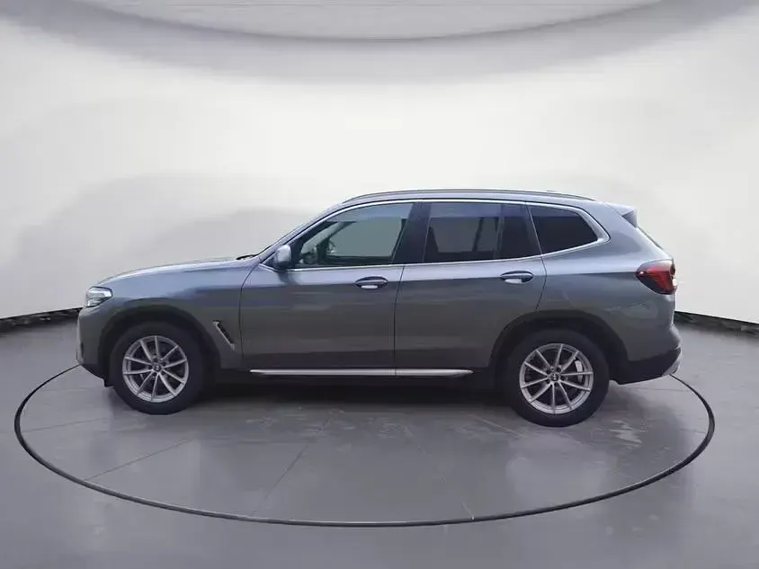 Używany BMW X3 Performance 190 KM (139 kW) 2023 Szary SUV