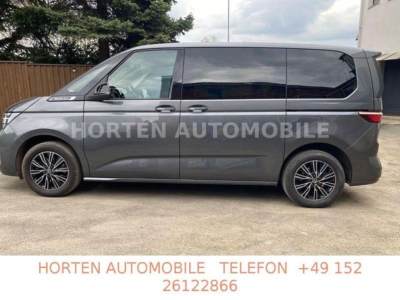 Second-hand VW Multivan 150 CP (110 kW) 2022 Gri Monovolum