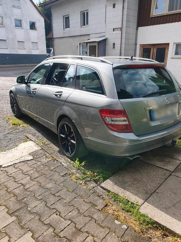 Silber Gebraucht 2008 Mercedes 320 Kombi | 4.750 € (Fairer Preis) - Bild 1/4