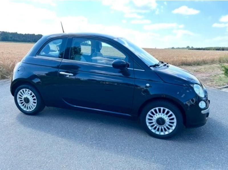 Second-hand Fiat 500 69 CP (50 kW) 2013 Negru Berlinǎ