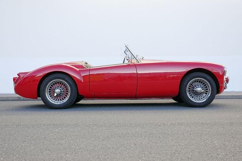 Second-hand MG A 80 CP (58 kW) 1961 Roșu Cabrio